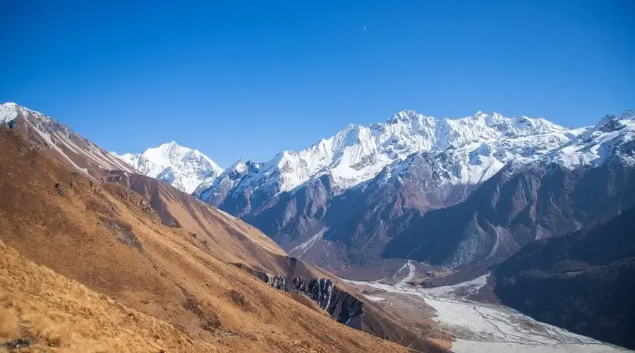 Majestic Mountain range seen from Langtang.